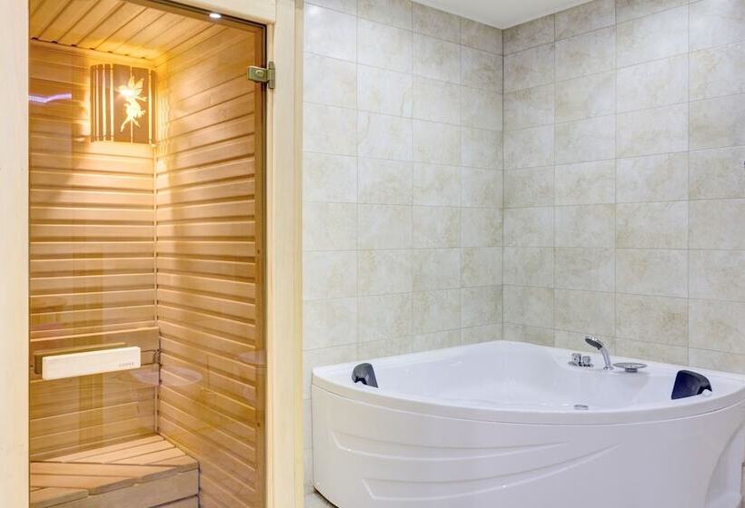 Riverside Spa Apartments