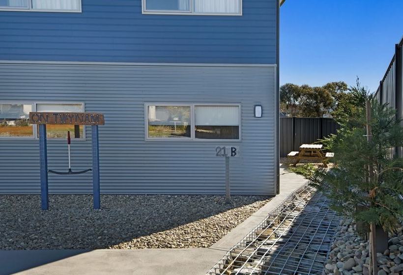 T Bar On Twynam   Modern 2br Apartment L Wifi L Netflix L Bbq L Smart Tv L Air Con