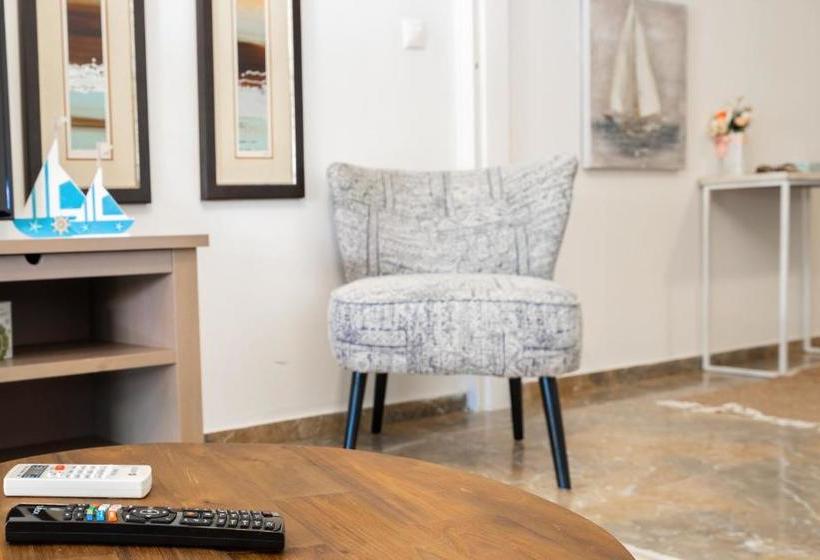 Unique Apartment In Glyfada Center