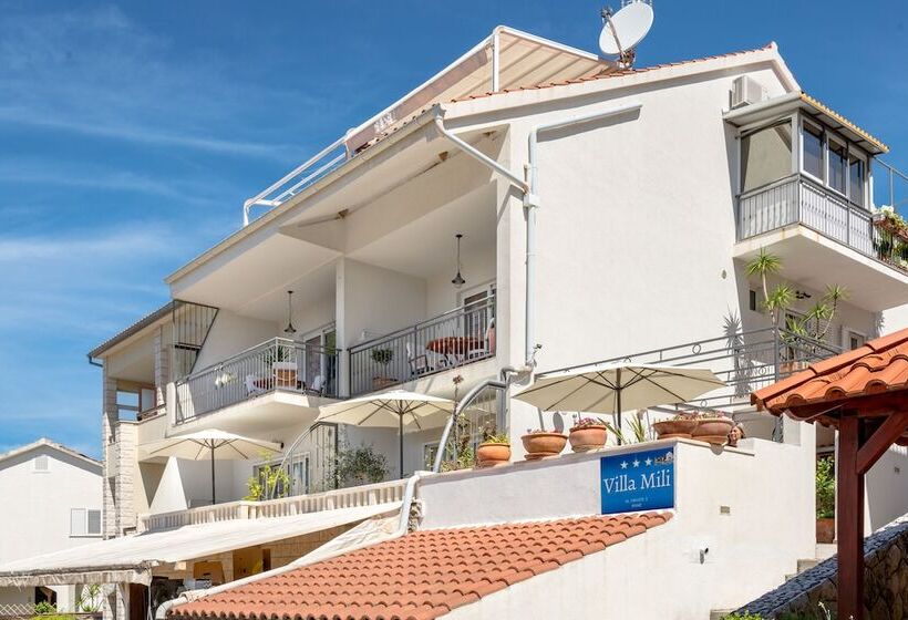 Villa Mili