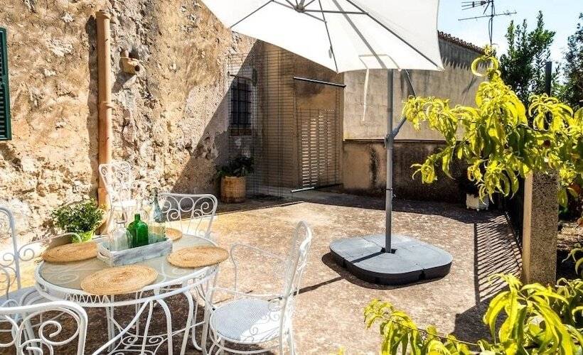 Village House Can Llorito