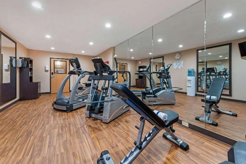 酒店 Comfort Inn & Suites Near Route 66