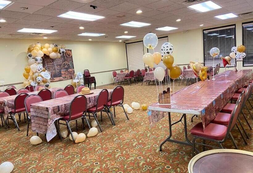 فندق Americas Best Value Inn Tunica Resort