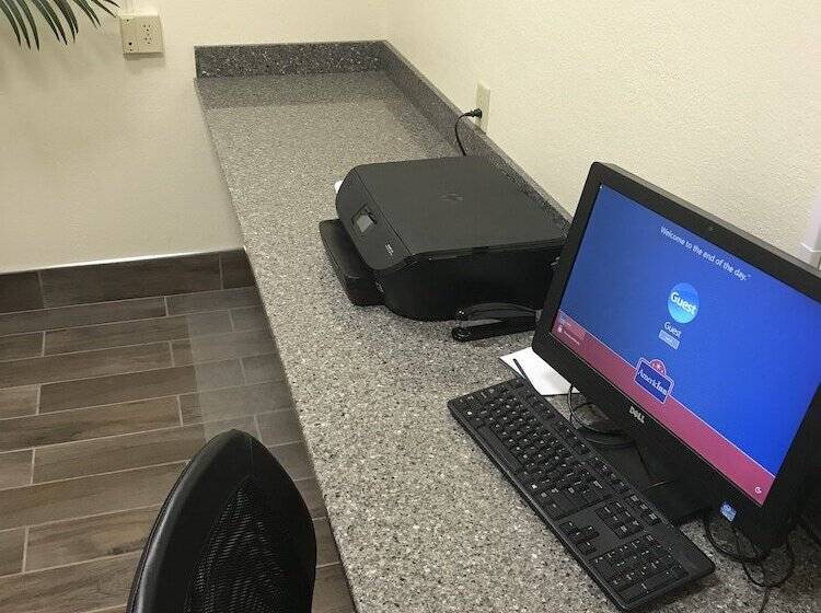 فندق Americinn By Wyndham Ogallala