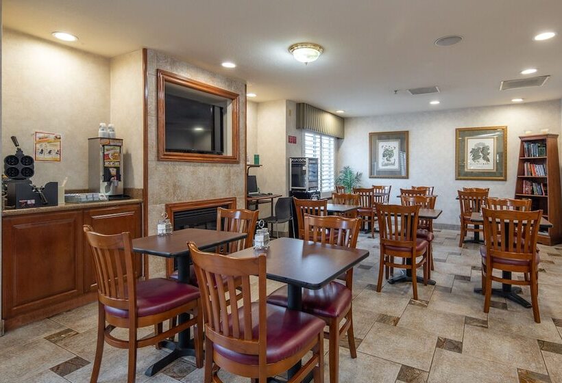 Отель Atherton Park Inn And Suites