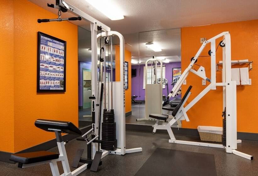 Отель Atherton Park Inn And Suites