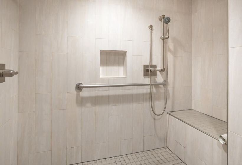 Отель Atherton Park Inn And Suites