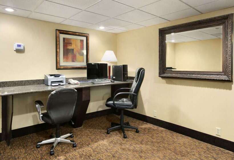 فندق Baymont By Wyndham Branson   On The Strip