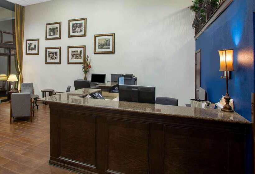 فندق Baymont By Wyndham Branson   On The Strip