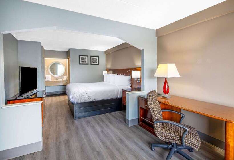 فندق Baymont By Wyndham Covington