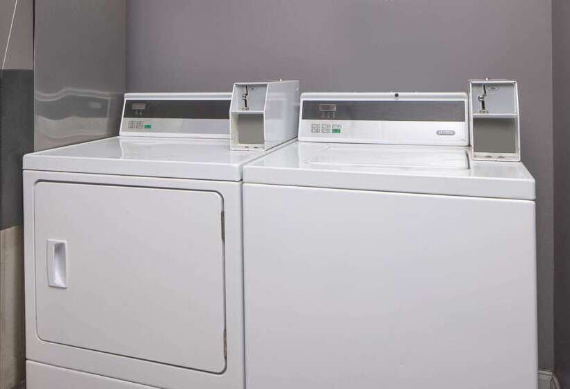 فندق Baymont By Wyndham Covington