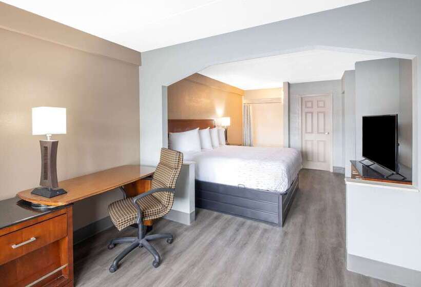 فندق Baymont By Wyndham Covington