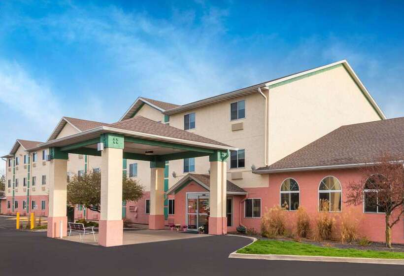 فندق Baymont By Wyndham Galesburg