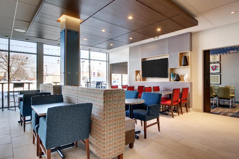 فندق Baymont By Wyndham Galesburg