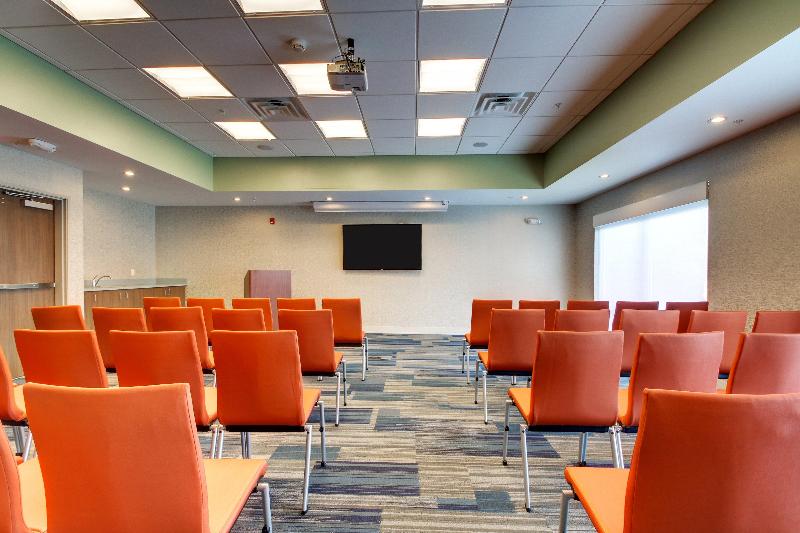 فندق Baymont By Wyndham Galesburg