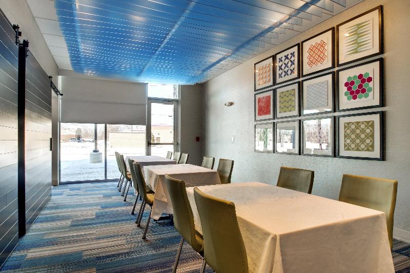 فندق Baymont By Wyndham Galesburg