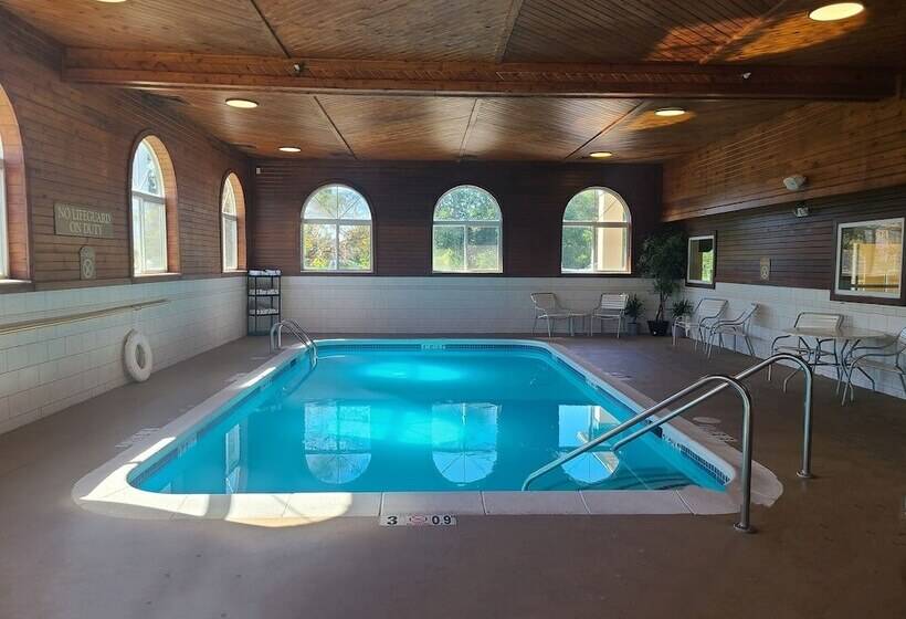 فندق Baymont By Wyndham Galesburg