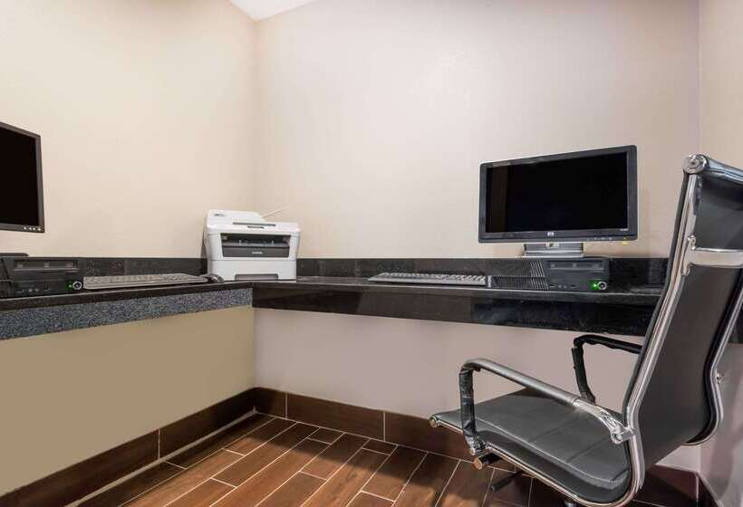 Отель Baymont By Wyndham Georgetown