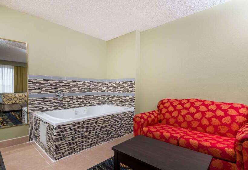 Отель Baymont By Wyndham Georgetown