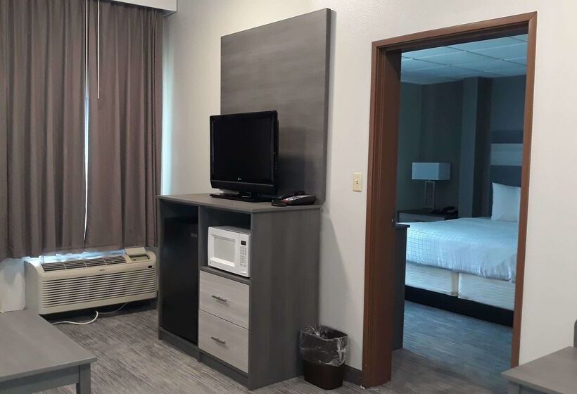 فندق Baymont By Wyndham Lafayette   Purdue University