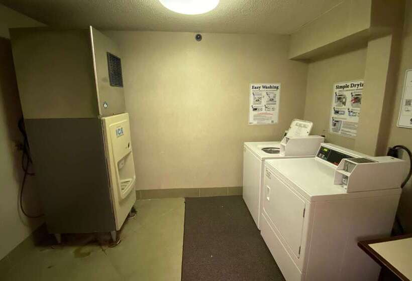 فندق Baymont By Wyndham Lavergne