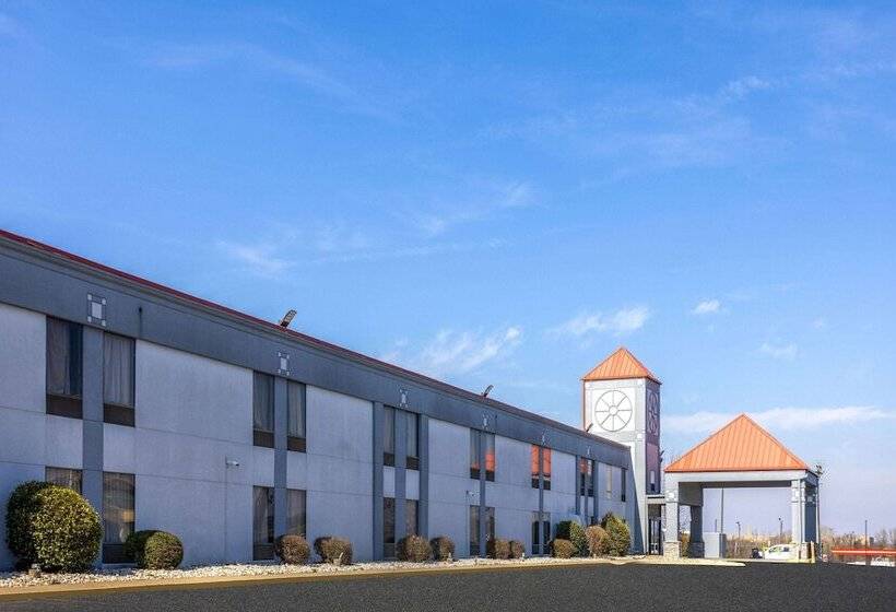 فندق Baymont By Wyndham Lavergne