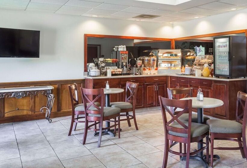 فندق Baymont By Wyndham Madisonville