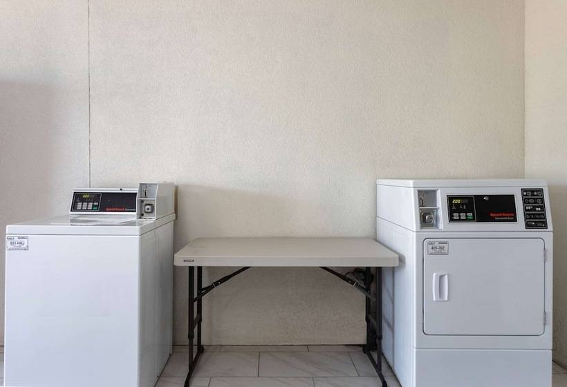 فندق Baymont By Wyndham Marianna