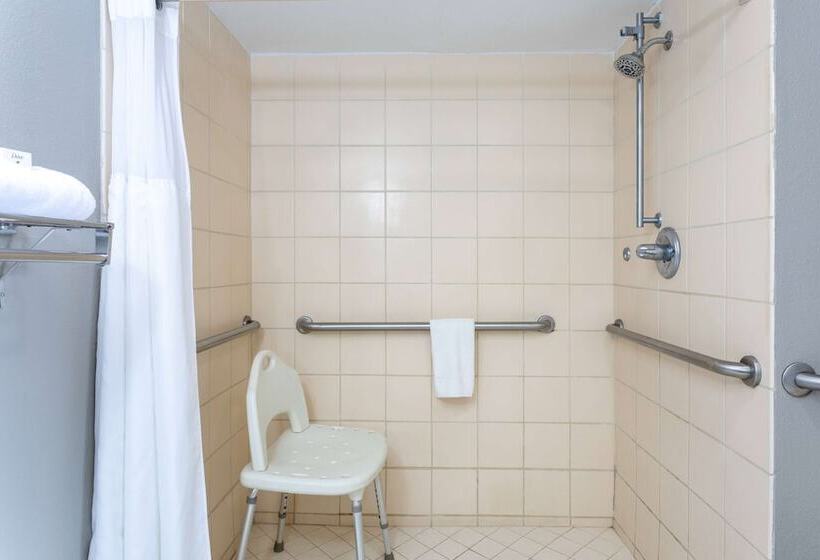 فندق Baymont By Wyndham Marianna