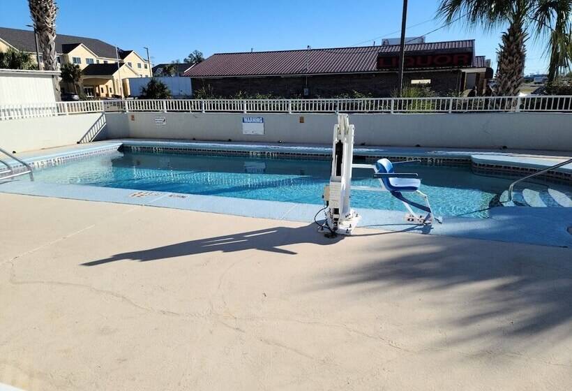 فندق Baymont By Wyndham Marianna