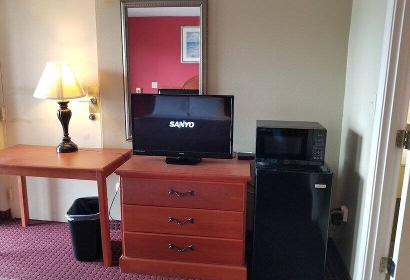 فندق Baymont By Wyndham Marianna