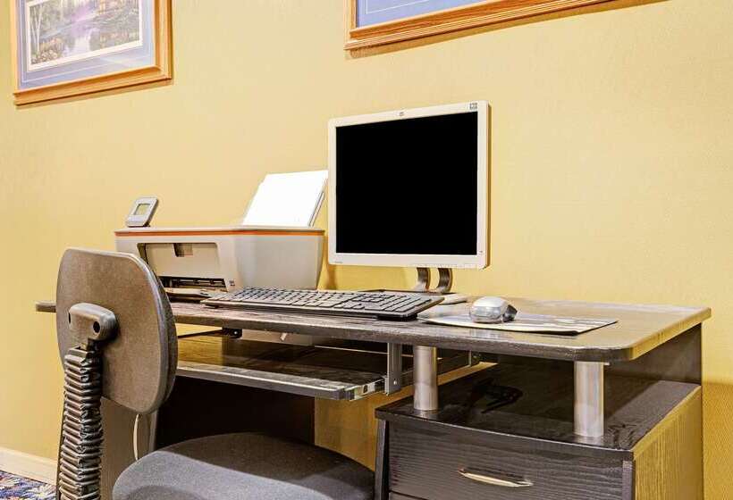 فندق Baymont By Wyndham Wahpeton