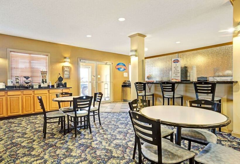 فندق Baymont By Wyndham Wahpeton