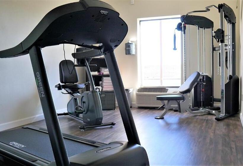 فندق Baymont By Wyndham West Plains