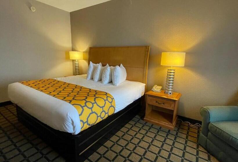 فندق Baymont By Wyndham West Plains