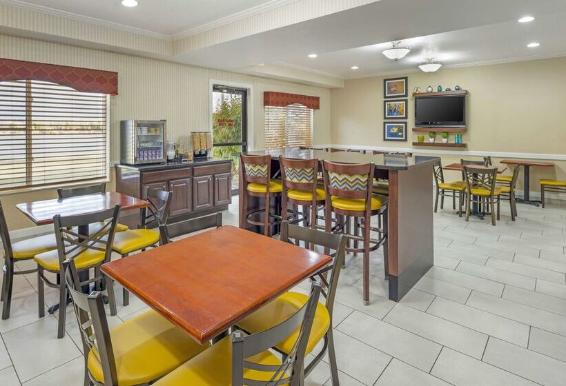 فندق Best Western Celina