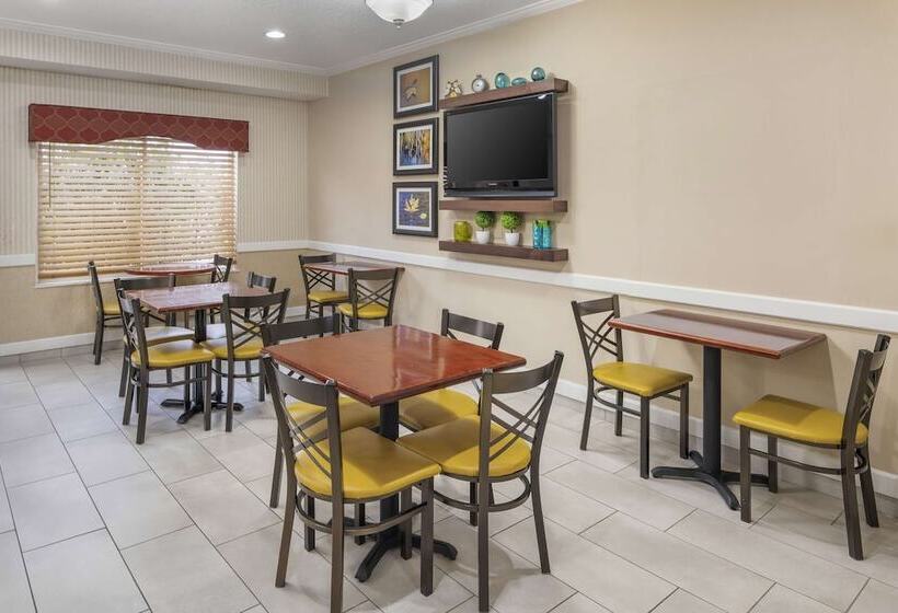 فندق Best Western Celina