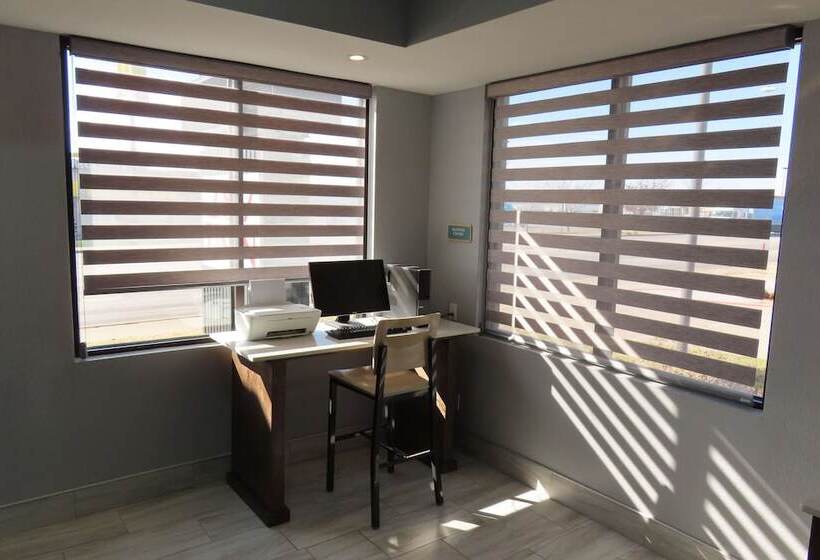 ホテル Best Western Childress West