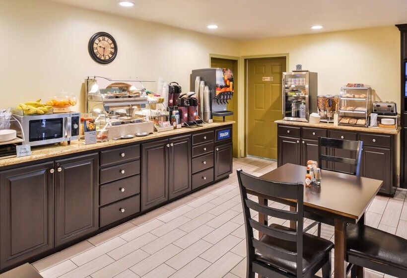 فندق Best Western Cottage Grove Inn