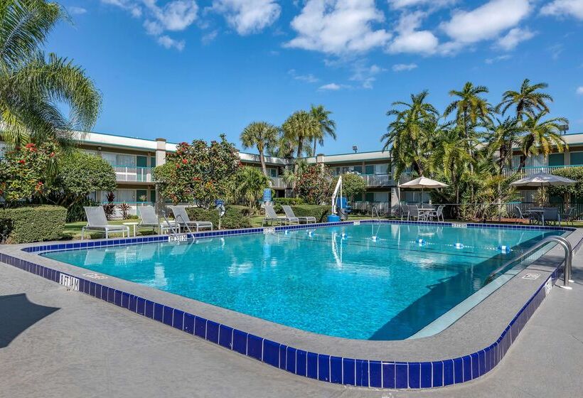 فندق Best Western Downtown Stuart