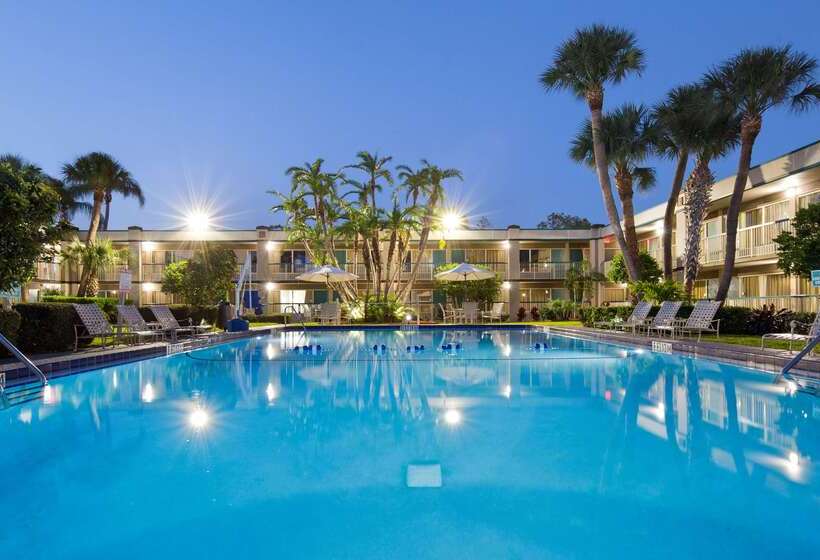 فندق Best Western Downtown Stuart