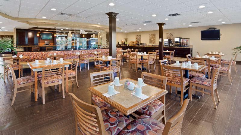 فندق Best Western Downtown Stuart