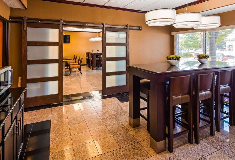 فندق Best Western Gwinnett Center