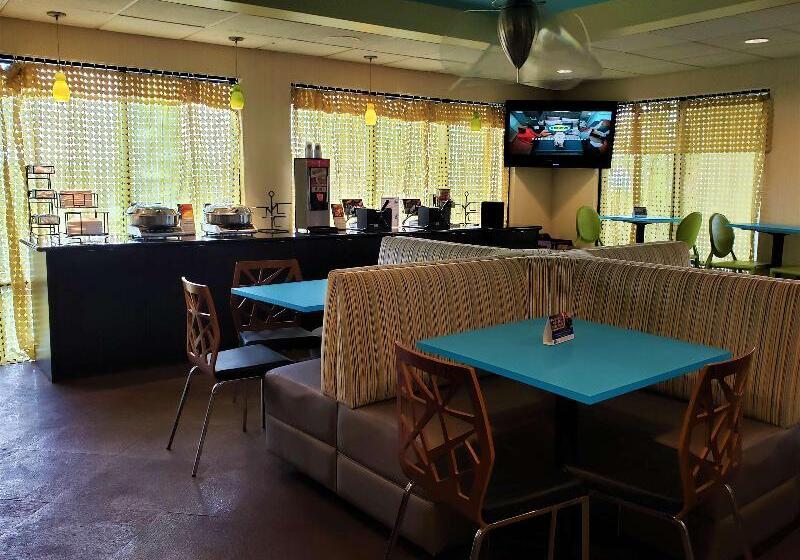 فندق Best Western Lake Okeechobee