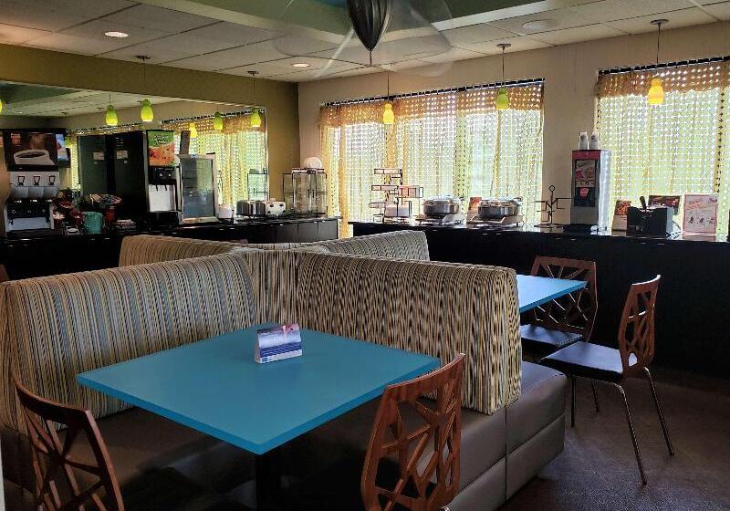 فندق Best Western Lake Okeechobee