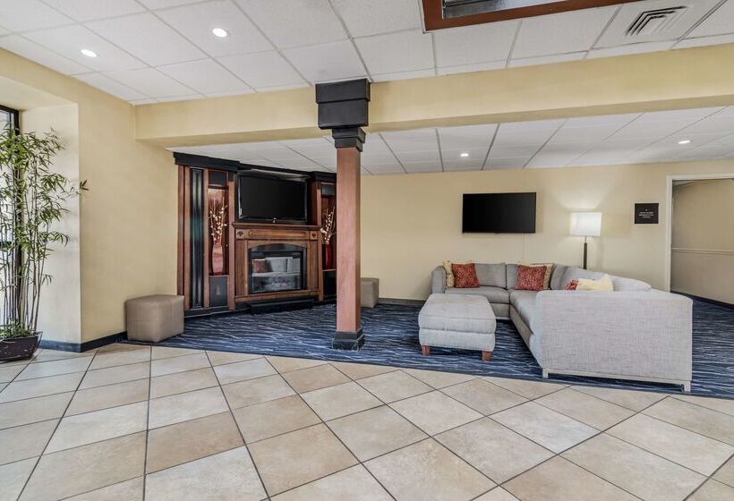 Отель Best Western Plus Augusta Civic Center Inn