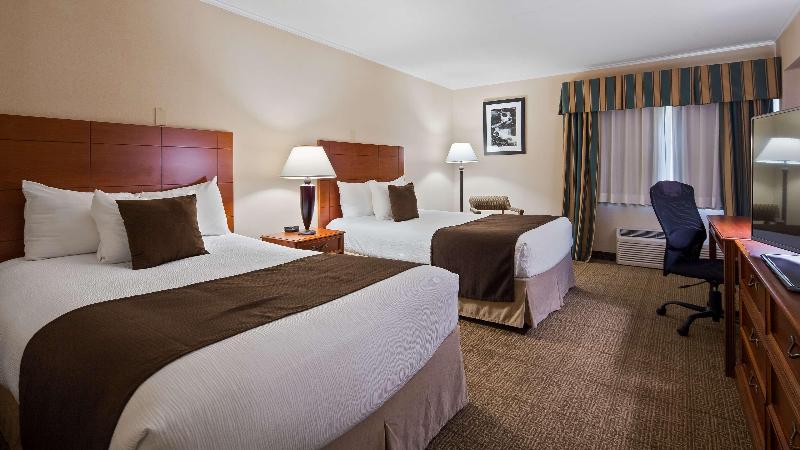 Отель Best Western Plus Augusta Civic Center Inn