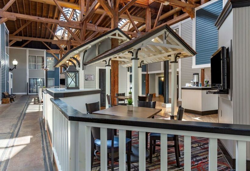 Отель Best Western Plus Como Park