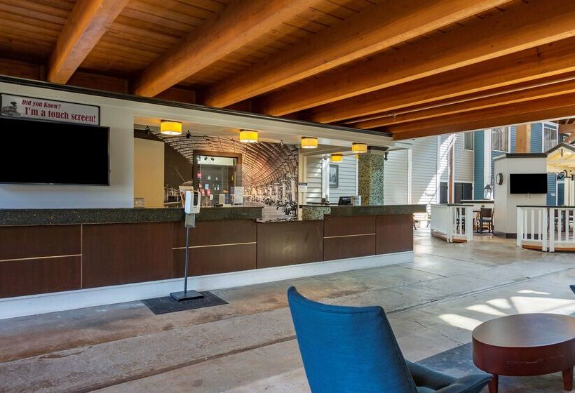 Отель Best Western Plus Como Park