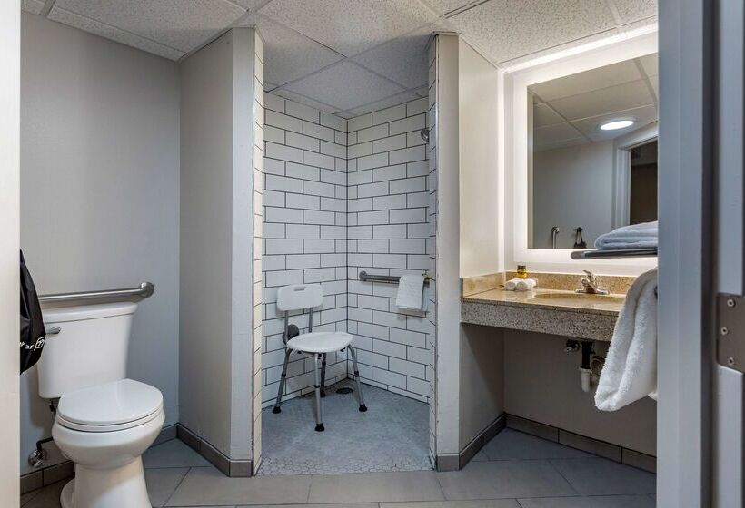 Отель Best Western Plus Como Park